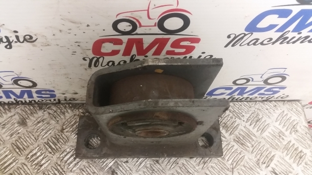 Ford New Holland 40, Ts Series Cab Mount 82021818 , 82021777 , 81866330 - Sospensione della cabina per Trattore: foto 4 Ford New Holland 40, Ts Series Cab Mount 82021818 , 82021777 , 81866330 - Sospensione della cabina per Trattore: foto 4