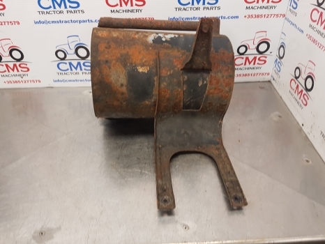 Ford New Holland 7840, 40 Series Air Filter Box 82008592, E9nn9c602cb11m - Filtro aria per Trattore: foto 1 Ford New Holland 7840, 40 Series Air Filter Box 82008592, E9nn9c602cb11m - Filtro aria per Trattore: foto 1