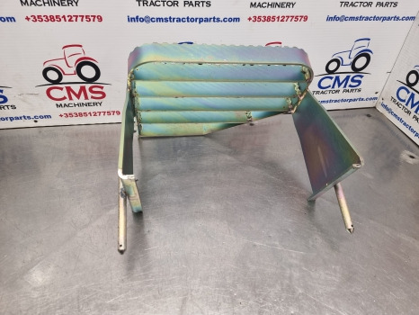 Ford Tw, 30 Series, Tw10, Tw30 Cab Top Footstep, Step Rhs D8nn7r344ba, 83913276 - Gradino sottoscocca: foto 4 Ford Tw, 30 Series, Tw10, Tw30 Cab Top Footstep, Step Rhs D8nn7r344ba, 83913276 - Gradino sottoscocca: foto 4