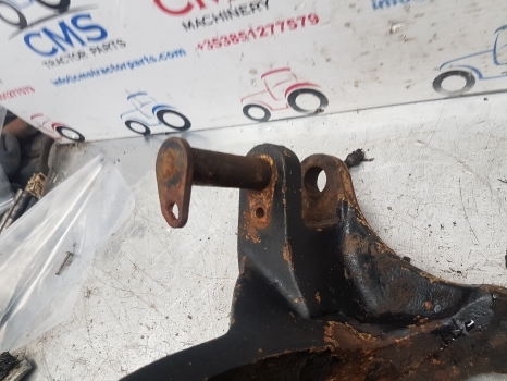 Asse anteriore per Terna Jcb 2cx Front Axle Swivel Housing 448/54601, 448/54604, 904/50047: foto 7
