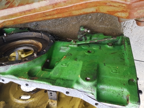 John Deere 1950 Rear Axle Center Housing L63940; Al68510; Al66781; L62445; - Asse posteriore per Trattore: foto 5 John Deere 1950 Rear Axle Center Housing L63940; Al68510; Al66781; L62445; - Asse posteriore per Trattore: foto 5