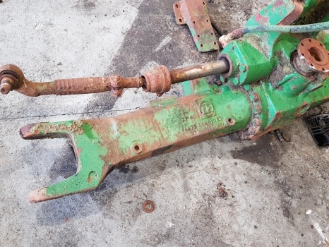 John Deere 3050, 3350 Apl350 Front Axle Housing Lhs Rhs 4472253055, 4472458028 - Asse anteriore per Trattore: foto 4 John Deere 3050, 3350 Apl350 Front Axle Housing Lhs Rhs 4472253055, 4472458028 - Asse anteriore per Trattore: foto 4