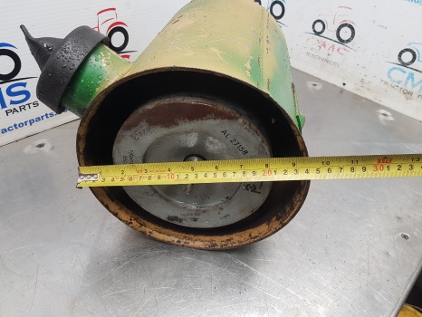 John Deere 3130, 3030, 3135, Air Cleaner Filter Box Al25278 - Sistema di aspirazione aria: foto 5 John Deere 3130, 3030, 3135, Air Cleaner Filter Box Al25278 - Sistema di aspirazione aria: foto 5