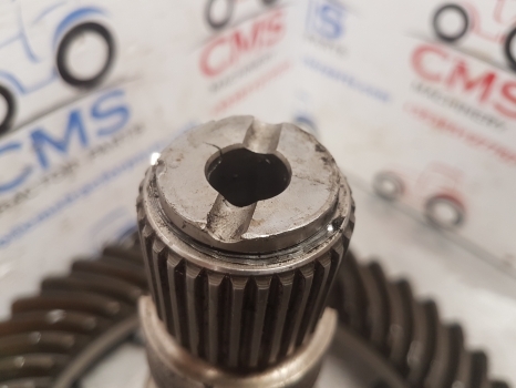John Deere 6r, 6210r Rear Axle Bevel Gear R225505, R325254, Re325246, Re565816 - Asse posteriore per Trattore: foto 3 John Deere 6r, 6210r Rear Axle Bevel Gear R225505, R325254, Re325246, Re565816 - Asse posteriore per Trattore: foto 3