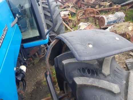 Landini Vision 105 Mythos 100 Cab Mudguard Fender Front Kit - Parafango per Trattore: foto 2 Landini Vision 105 Mythos 100 Cab Mudguard Fender Front Kit - Parafango per Trattore: foto 2