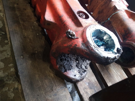 Asse anteriore Manitou Mt 728.4 Front Axle Housing Lhs Rhs 279.06.001.61.9, 279.06.001.01: foto 6