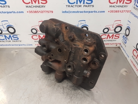 Massey Ferguson 5455 Hydraulic Cover 4300229m1, 3797108m1, 3797115m1, 3793917m3 - Idraulica per Trattore: foto 1 Massey Ferguson 5455 Hydraulic Cover 4300229m1, 3797108m1, 3797115m1, 3793917m3 - Idraulica per Trattore: foto 1