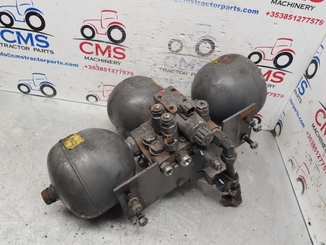 Massey Ferguson 7719 Front Axle Suspension Valve Block 4389933m91, 41293300 - Sospensione per Trattore: foto 2 Massey Ferguson 7719 Front Axle Suspension Valve Block 4389933m91, 41293300 - Sospensione per Trattore: foto 2