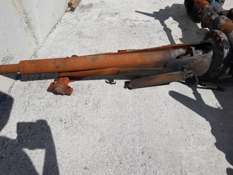 Massey Ferguson 7719s Front Axle Suspension Bracket Assy 4391065m91, 4391065m91 - Sospensione per Trattore: foto 1 Massey Ferguson 7719s Front Axle Suspension Bracket Assy 4391065m91, 4391065m91 - Sospensione per Trattore: foto 1