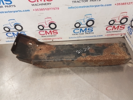 Mccormick Mc115, Case Cx50, Cx70 Mx Maxxum170 Mudguard Support Lhs 246769a3 - Parafango per Trattore: foto 1 Mccormick Mc115, Case Cx50, Cx70 Mx Maxxum170 Mudguard Support Lhs 246769a3 - Parafango per Trattore: foto 1