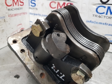 Ricambi freni per Trattore New Holland T5, T6, T6000, Tsa, Tm Series Tm130 Parking Brake Assy 47127186: foto 8