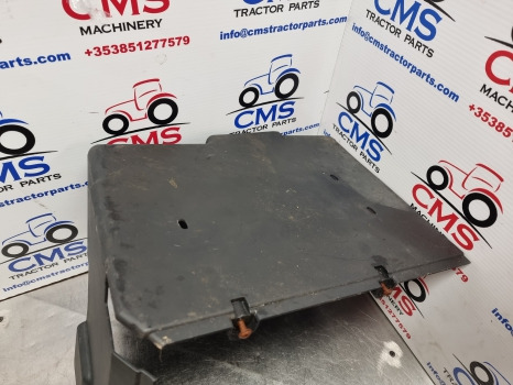New Holland T6.180, T6, Case Maxxum Series, Fuel Tank Cover 47726503, 48167485 - Serbatoio carburante: foto 3 New Holland T6.180, T6, Case Maxxum Series, Fuel Tank Cover 47726503, 48167485 - Serbatoio carburante: foto 3