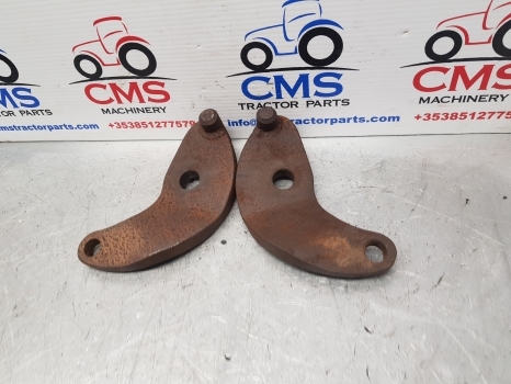 New Holland Tm150 Pick Up Hitch Hanger Arm Kit Lhs Rhs 82006144, 82006147 - Ricambi per Attacco rapido: foto 3 New Holland Tm150 Pick Up Hitch Hanger Arm Kit Lhs Rhs 82006144, 82006147 - Ricambi per Attacco rapido: foto 3