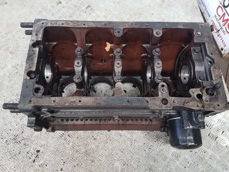 Same Explorer 65, 70 75, 80 Engine Crankcase Block 065.1110.0, 9.06599.41.3 - Basamento per Trattore: foto 5 Same Explorer 65, 70 75, 80 Engine Crankcase Block 065.1110.0, 9.06599.41.3 - Basamento per Trattore: foto 5
