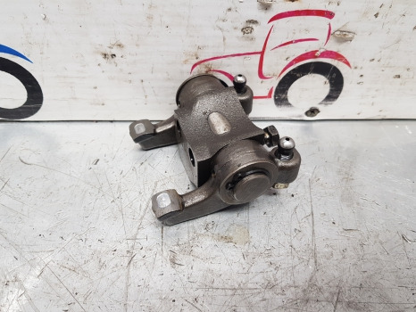 Same Explorer 70 Engine Rocker Support Assy 0.066.1432.3; 0.066.1430.0/10 - Motore e ricambi: foto 1 Same Explorer 70 Engine Rocker Support Assy 0.066.1432.3; 0.066.1430.0/10 - Motore e ricambi: foto 1