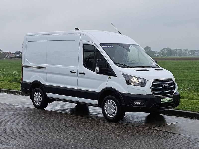 Ford E-Transit L2H2 68KWH Navi ! - Furgone chiuso, Furgone elettrico: foto 4 Ford E-Transit L2H2 68KWH Navi ! - Furgone chiuso, Furgone elettrico: foto 4