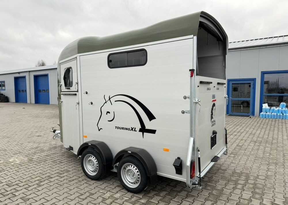Trailer trasporto cavalli nuovo Cheval Liberte Touring Country XL przyczepa na dwa konie | duża siodlarnia | drzwi boczne | rampa przednia | 387×179 cm | ALUMINIOWA | Debon | dostawa | mocna i solidna |: foto 9
