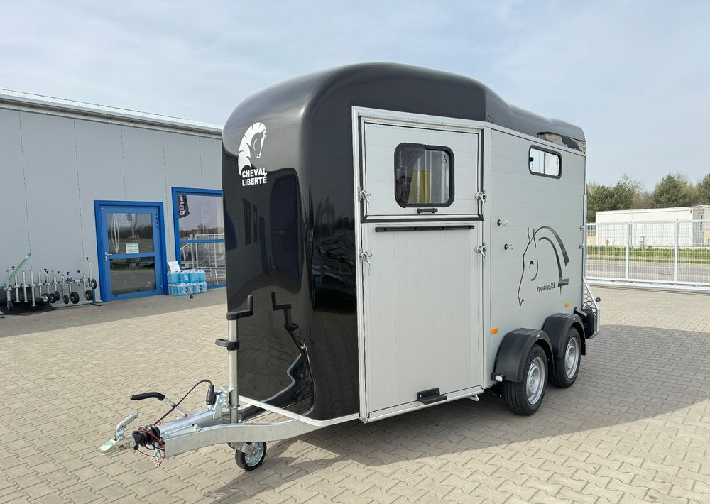 Trailer trasporto cavalli nuovo Cheval Liberte Touring Country XL przyczepa na dwa konie | duża siodlarnia | drzwi boczne | rampa przednia | 387×179 cm | ALUMINIOWA | Debon | dostawa | mocna i solidna |: foto 13
