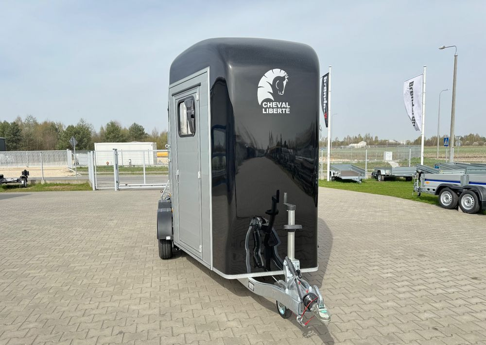 Cheval Liberte Touring Country XL przyczepa na dwa konie | duża siodlarnia | drzwi boczne | rampa przednia | 387×179 cm | ALUMINIOWA | Debon | dostawa | mocna i solidna | - Trailer trasporto cavalli: foto 5 Cheval Liberte Touring Country XL przyczepa na dwa konie | duża siodlarnia | drzwi boczne | rampa przednia | 387×179 cm | ALUMINIOWA | Debon | dostawa | mocna i solidna | - Trailer trasporto cavalli: foto 5