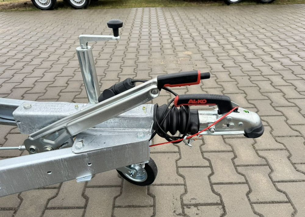 NEPTUN Neptun Nordica N13-302 2 KPS GN274 - Rimorchio pianale/ Cassonato: foto 3 NEPTUN Neptun Nordica N13-302 2 KPS GN274 - Rimorchio pianale/ Cassonato: foto 3
