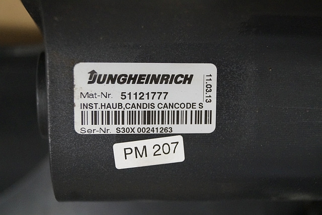 Jungheinrich 51121777 | right panel includiing code key candis can code sn. S30X - Carrozzeria ed esterni per Mezzo di movimentazione: foto 4 Jungheinrich 51121777 | right panel includiing code key candis can code sn. S30X - Carrozzeria ed esterni per Mezzo di movimentazione: foto 4