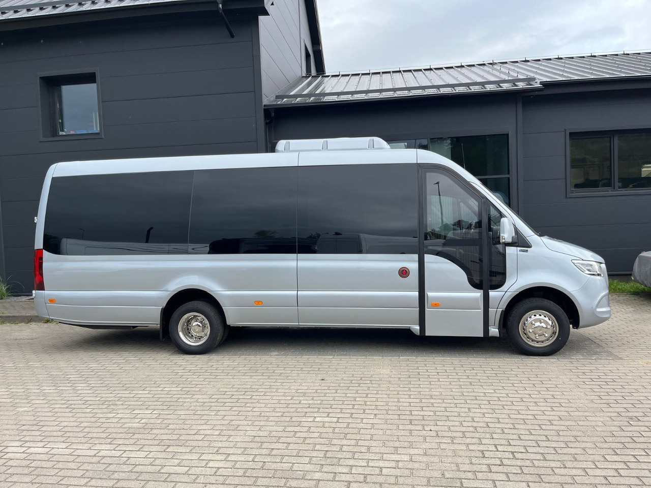 Mercedes-Benz Sprinter 519 TRANSFER XL / 22+1+1 / ON STOCK!!! Mercedes-Benz Sprinter 519 TOURIST XL/ 21-24 Seats/ IN STOCK! - Minibus, Pulmino: foto 4 Mercedes-Benz Sprinter 519 TRANSFER XL / 22+1+1 / ON STOCK!!! Mercedes-Benz Sprinter 519 TOURIST XL/ 21-24 Seats/ IN STOCK! - Minibus, Pulmino: foto 4