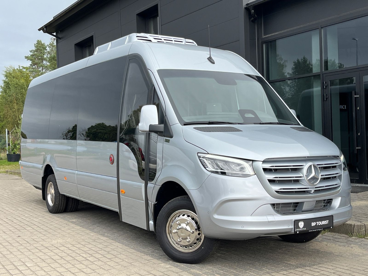 Mercedes-Benz Sprinter 519 TRANSFER XL / 22+1+1 / ON STOCK!!! Mercedes-Benz Sprinter 519 TOURIST XL/ 21-24 Seats/ IN STOCK! - Minibus, Pulmino: foto 1 Mercedes-Benz Sprinter 519 TRANSFER XL / 22+1+1 / ON STOCK!!! Mercedes-Benz Sprinter 519 TOURIST XL/ 21-24 Seats/ IN STOCK! - Minibus, Pulmino: foto 1