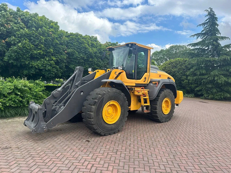 Volvo L120 H - Pala gommata: foto 2 Volvo L120 H - Pala gommata: foto 2