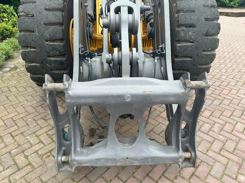 Volvo L120 H - Pala gommata: foto 5 Volvo L120 H - Pala gommata: foto 5