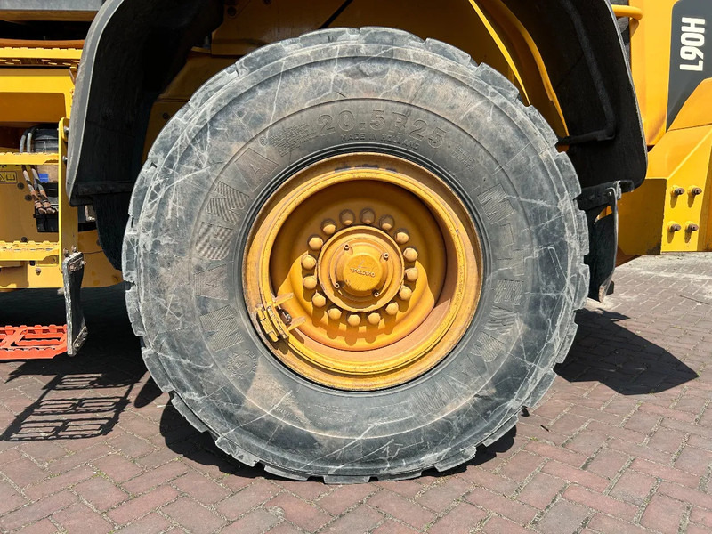 Pala gommata nuovo Volvo L90 H: foto 17
