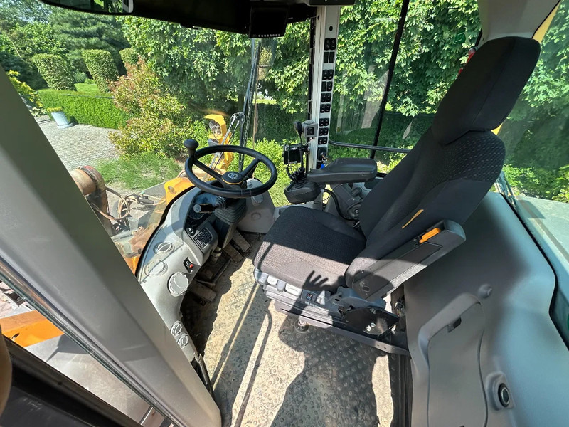Pala gommata nuovo Volvo L90 H: foto 19