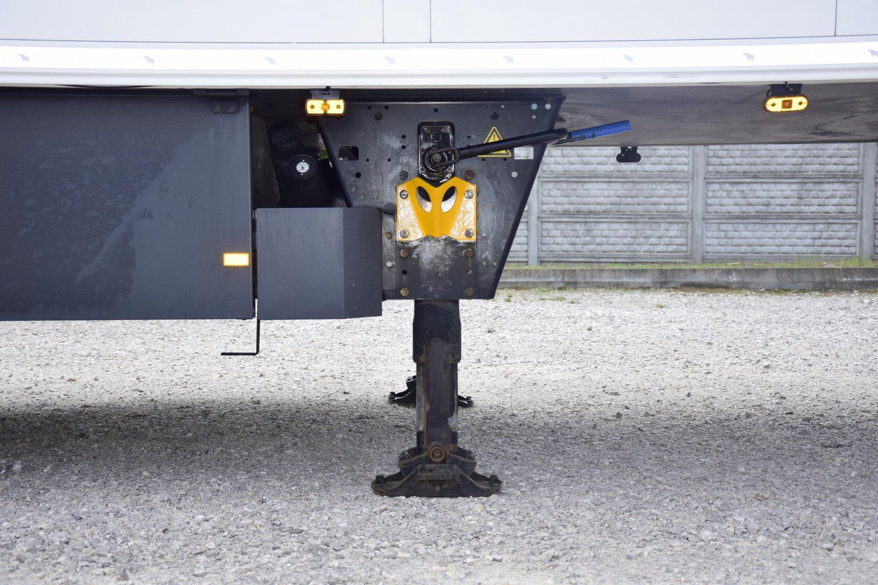 Semirimorchio frigorifero Schmitz Cargobull SKO Double Deck FP 45 ThermoKing SLXi 300 Lifting Axle: foto 13