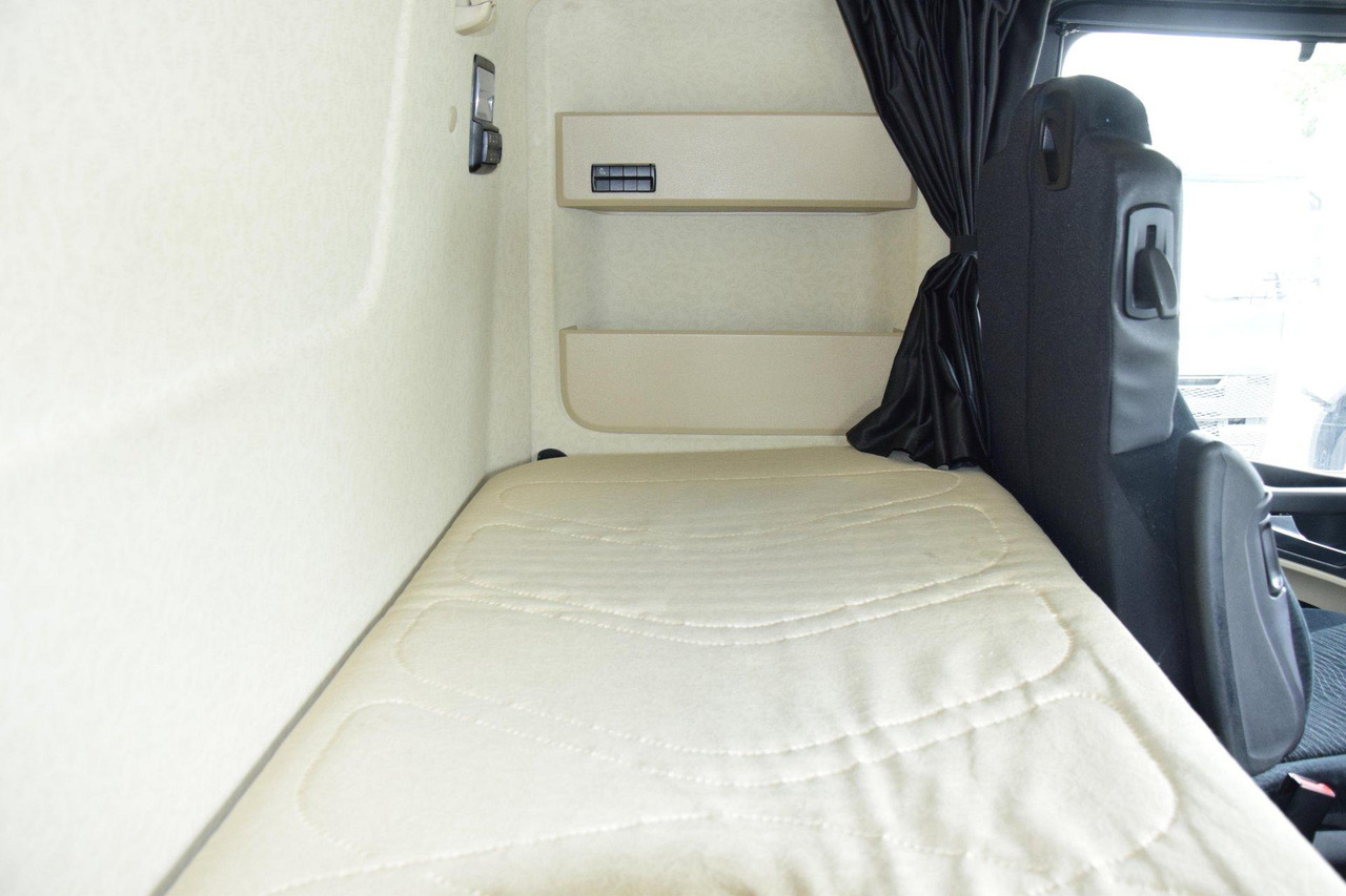 Trattore stradale Mercedes-Benz Actros 5 1845 BigSpace: foto 12