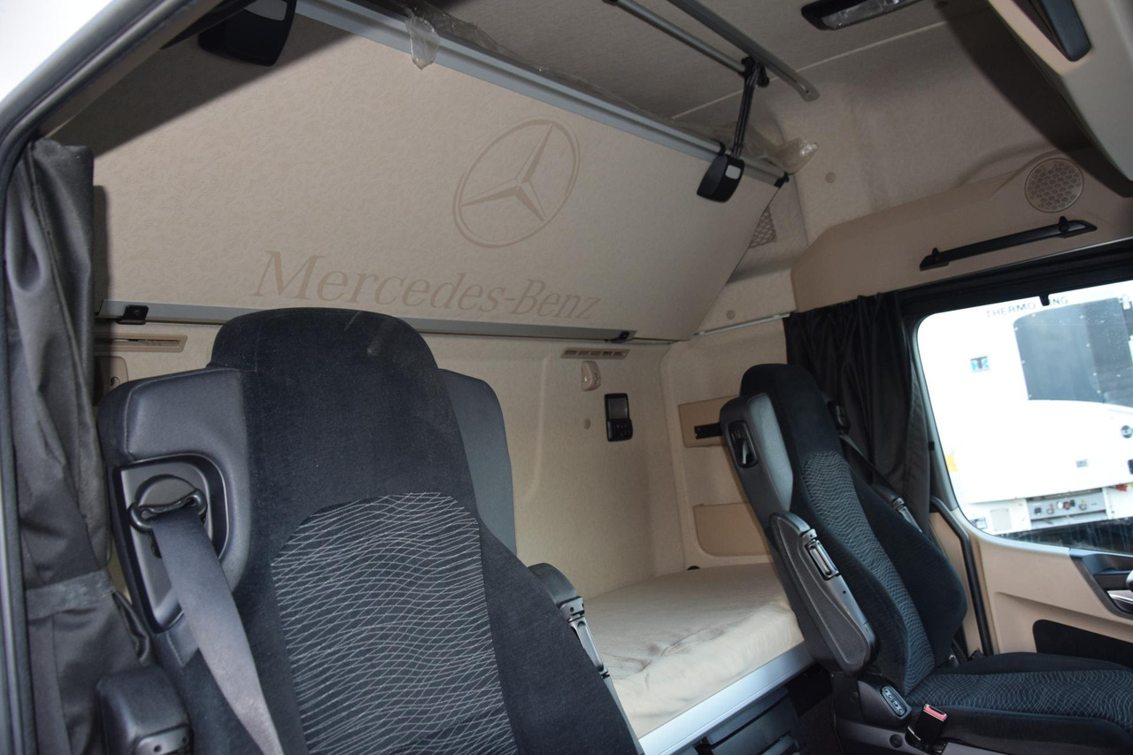 Trattore stradale Mercedes-Benz Actros 5 1845 BigSpace: foto 12