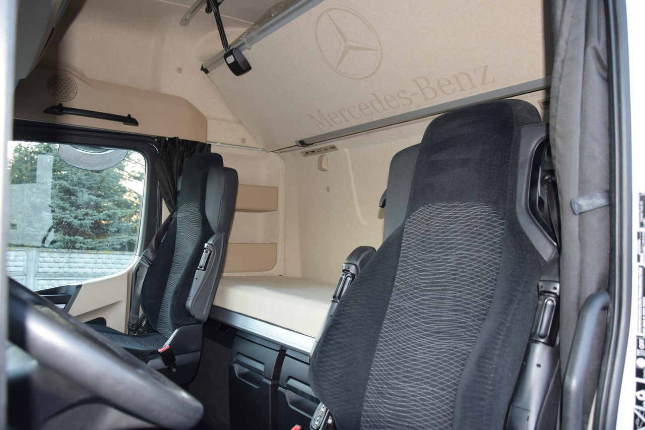 Trattore stradale Mercedes-Benz Actros 5 1845 BigSpace: foto 9