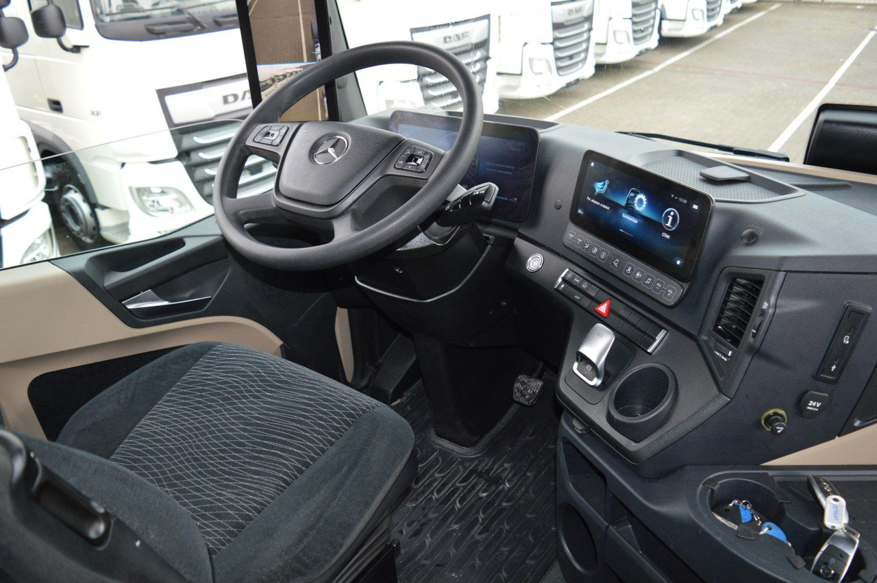Trattore stradale Mercedes-Benz Actros 5 1845 BigSpace: foto 10