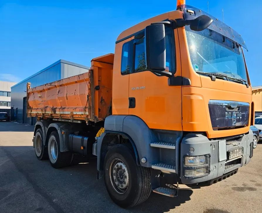 MAN TGS 26.480 6x4 WYWROTKA 3-STRONNA | AUTOMAT | EURO 5 | PRZEBIEG 310 000km! - Autocarro ribaltabile: foto 1 MAN TGS 26.480 6x4 WYWROTKA 3-STRONNA | AUTOMAT | EURO 5 | PRZEBIEG 310 000km! - Autocarro ribaltabile: foto 1