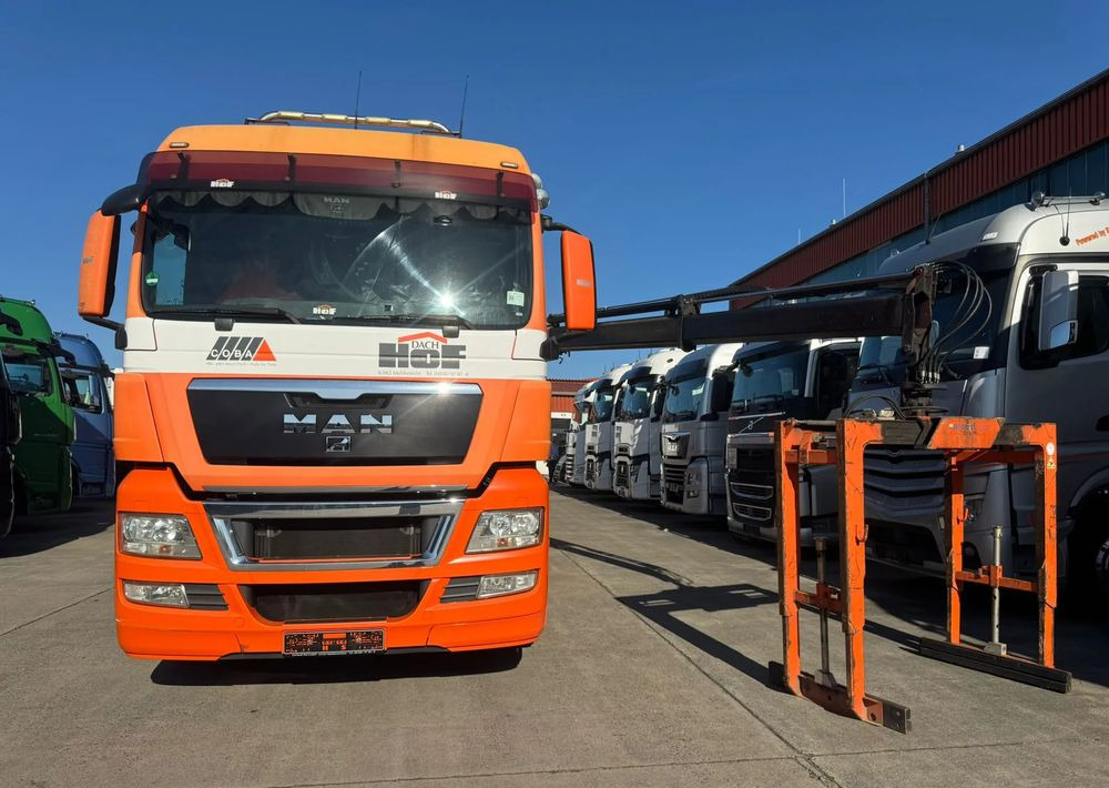 MAN TGX 26.480 • HDS Atlas 145.2 •Oś podnoszona i skrętna 426 tys. km - Zestaw z przyczepą Schwarzmüller Oś przednia – resory piórowe, tylna – pneumatyka • - Autocarro con pianale/ Cassone fisso, Camion con gru: foto 4 MAN TGX 26.480 • HDS Atlas 145.2 •Oś podnoszona i skrętna 426 tys. km - Zestaw z przyczepą Schwarzmüller Oś przednia – resory piórowe, tylna – pneumatyka • - Autocarro con pianale/ Cassone fisso, Camion con gru: foto 4