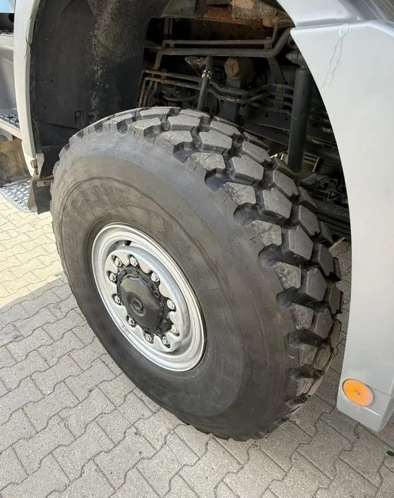 Mercedes-Benz Actros 4141AK 8x8 | Wywrotka Meiller | TELLIGENT z sprzęgłem system stabilizacji jazdy | Euro 5 - Autocarro ribaltabile: foto 3 Mercedes-Benz Actros 4141AK 8x8 | Wywrotka Meiller | TELLIGENT z sprzęgłem system stabilizacji jazdy | Euro 5 - Autocarro ribaltabile: foto 3