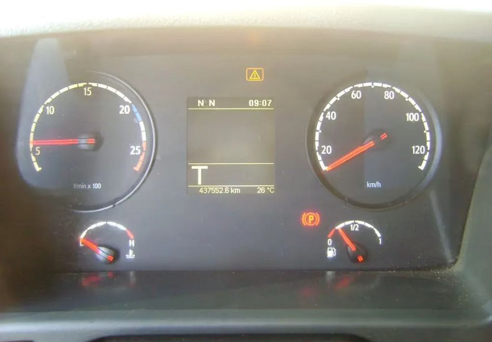 Scania P280 Chłodnia z zabudową chłodniczą Carrier 1.150 Supra-Silent / 4x2/ Euro6 - Autocarro frigorifero: foto 4 Scania P280 Chłodnia z zabudową chłodniczą Carrier 1.150 Supra-Silent / 4x2/ Euro6 - Autocarro frigorifero: foto 4