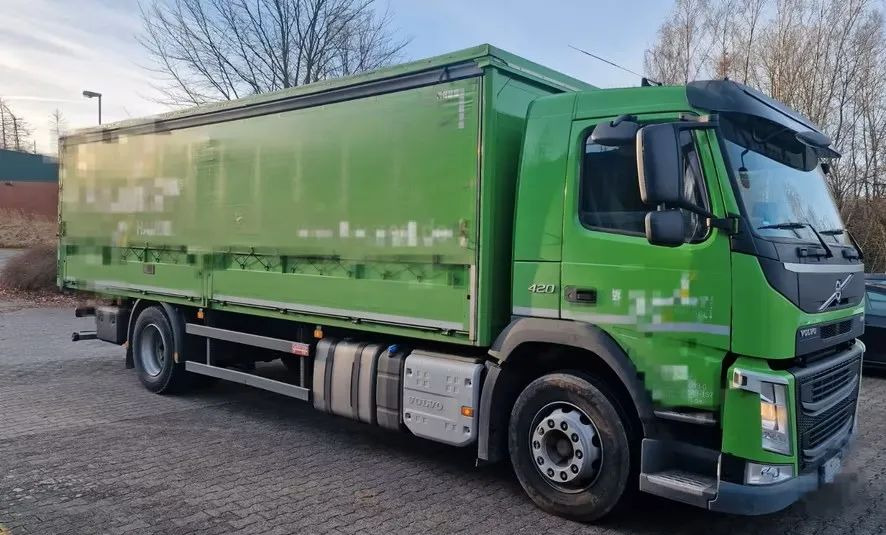 Volvo FM 420 – zabudowa + plandeka / Automatyczna skrzynia / Euro 6 / Zawieszenie pneumatyczne/ 4x2/ - Camion centinato: foto 3 Volvo FM 420 – zabudowa + plandeka / Automatyczna skrzynia / Euro 6 / Zawieszenie pneumatyczne/ 4x2/ - Camion centinato: foto 3