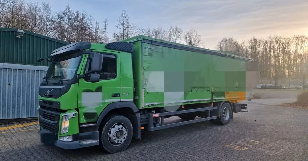 Volvo FM 420 – zabudowa + plandeka / Automatyczna skrzynia / Euro 6 / Zawieszenie pneumatyczne/ 4x2/ - Camion centinato: foto 2 Volvo FM 420 – zabudowa + plandeka / Automatyczna skrzynia / Euro 6 / Zawieszenie pneumatyczne/ 4x2/ - Camion centinato: foto 2