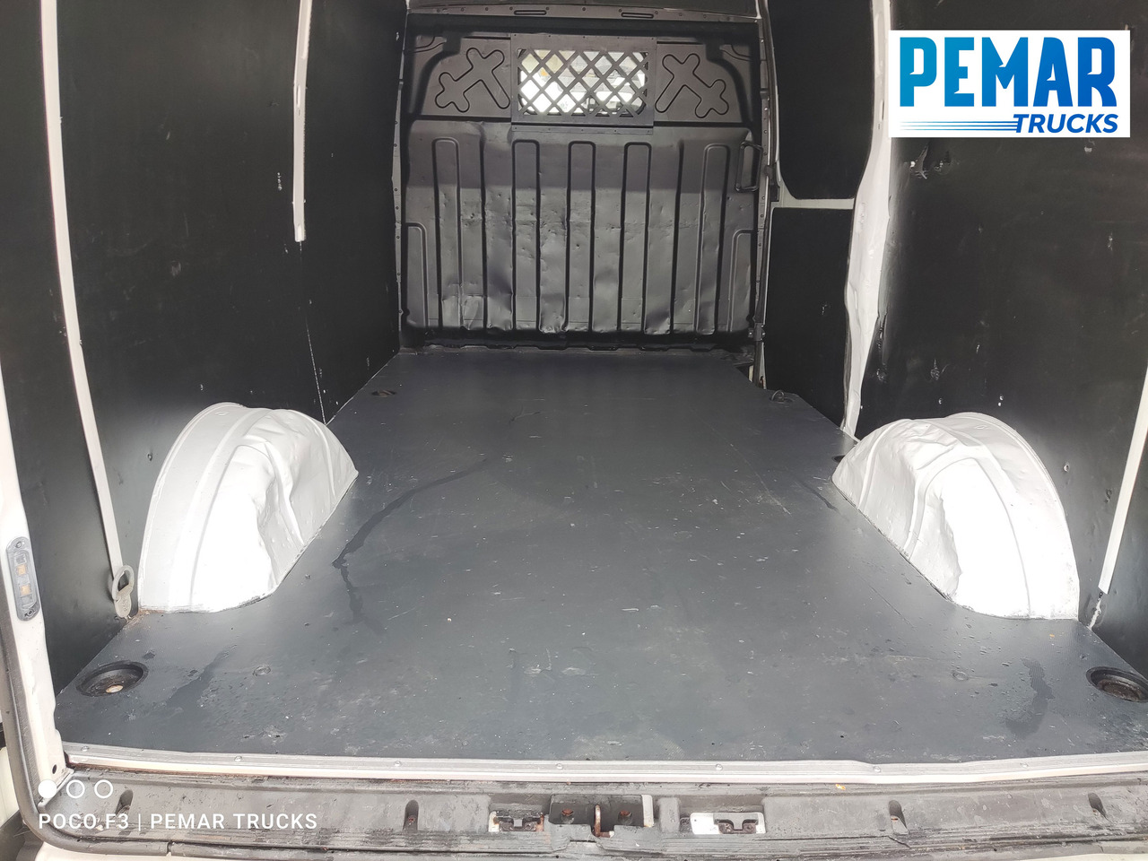 Furgone box IVECO DAILY 35S13 130 CV FURGONETA L2 H3: foto 17