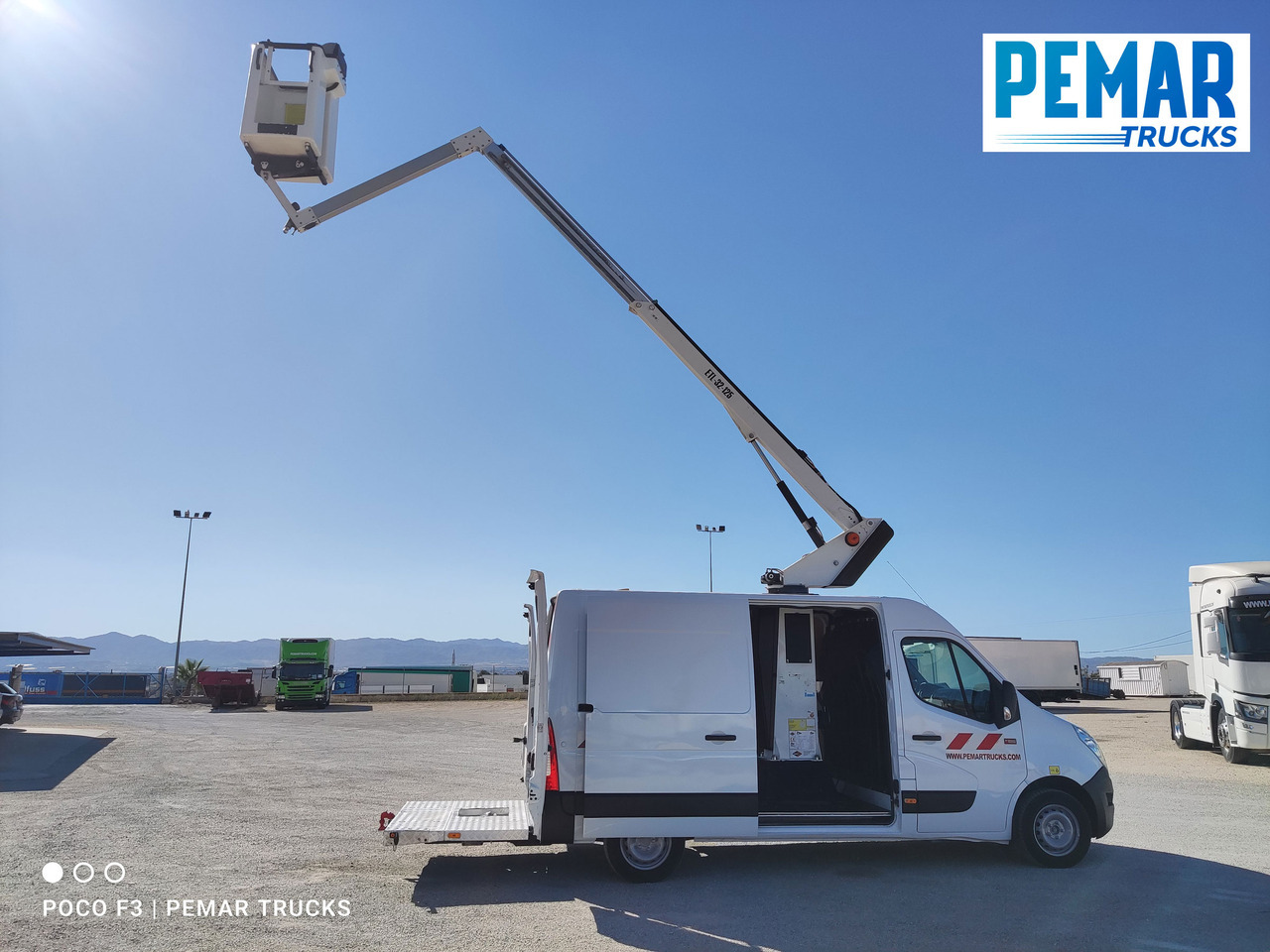 RENAULT MASTER 2.3 DCI CESTA ELEVADORA PORTAPERSONAS 130 CV - Pulmino: foto 4 RENAULT MASTER 2.3 DCI CESTA ELEVADORA PORTAPERSONAS 130 CV - Pulmino: foto 4