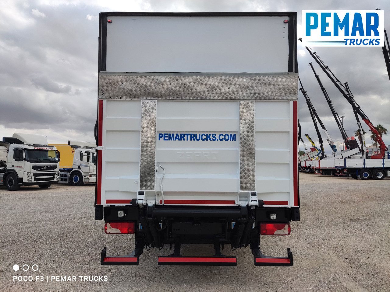 Autocarro furgonato SCANIA P 230 CAJA CERRADA 16.5T: foto 6