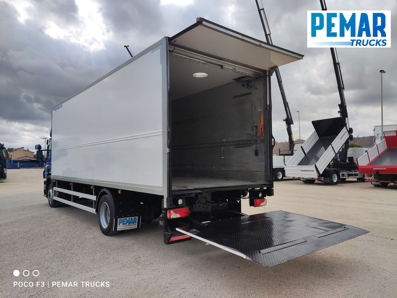 Autocarro furgonato SCANIA P 230 CAJA CERRADA 16.5T: foto 9