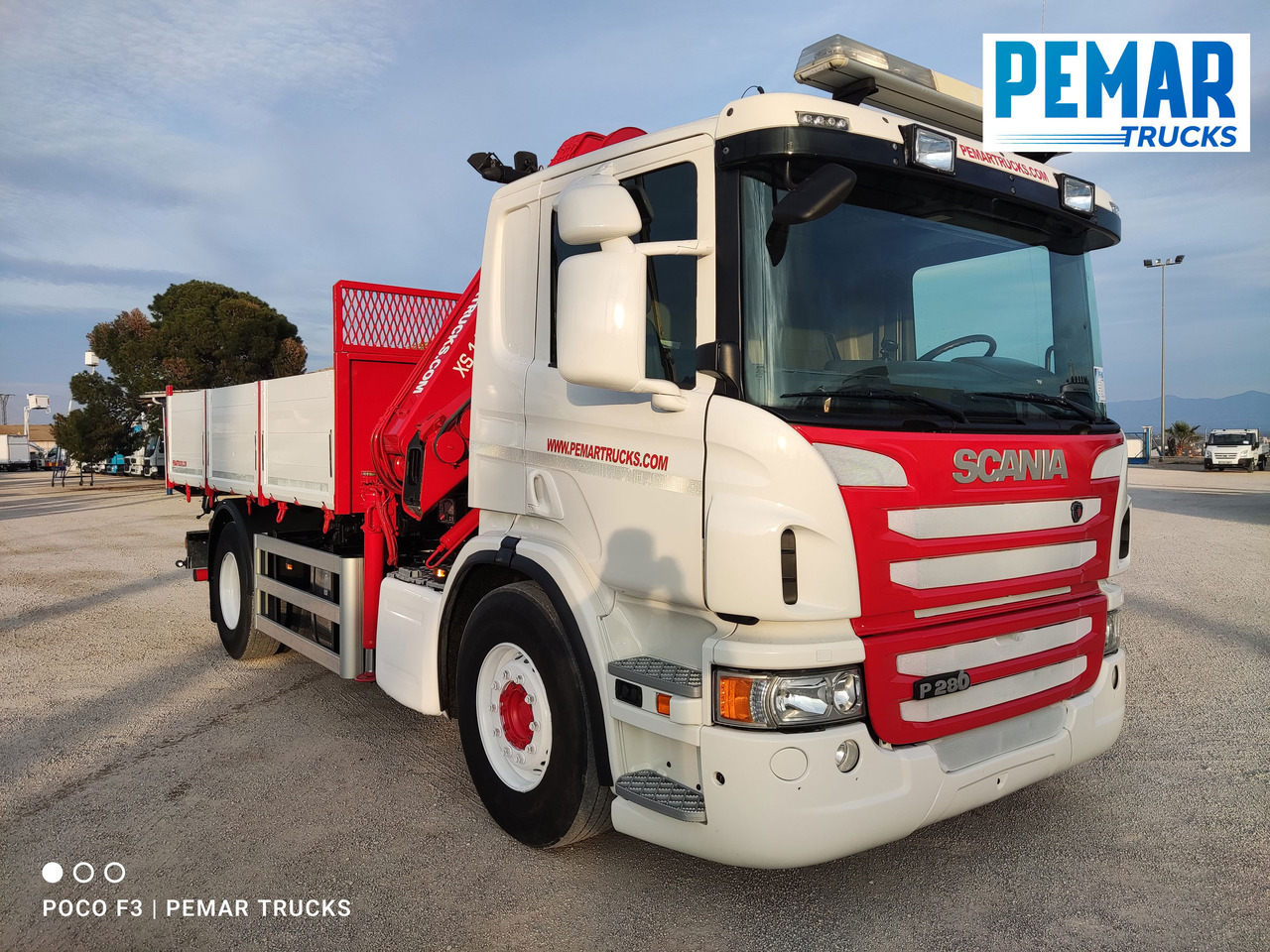 SCANIA P 280 GRUA BASCULANTE 18T EURO 6 - Camion con gru: foto 3 SCANIA P 280 GRUA BASCULANTE 18T EURO 6 - Camion con gru: foto 3