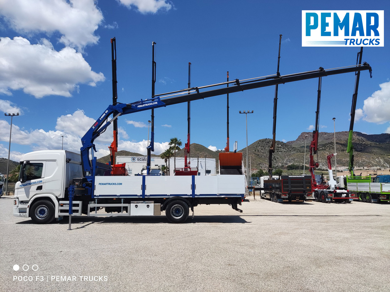 SCANIA P 370 GRUA CAJA FIJA 18T - Camion con gru: foto 4 SCANIA P 370 GRUA CAJA FIJA 18T - Camion con gru: foto 4