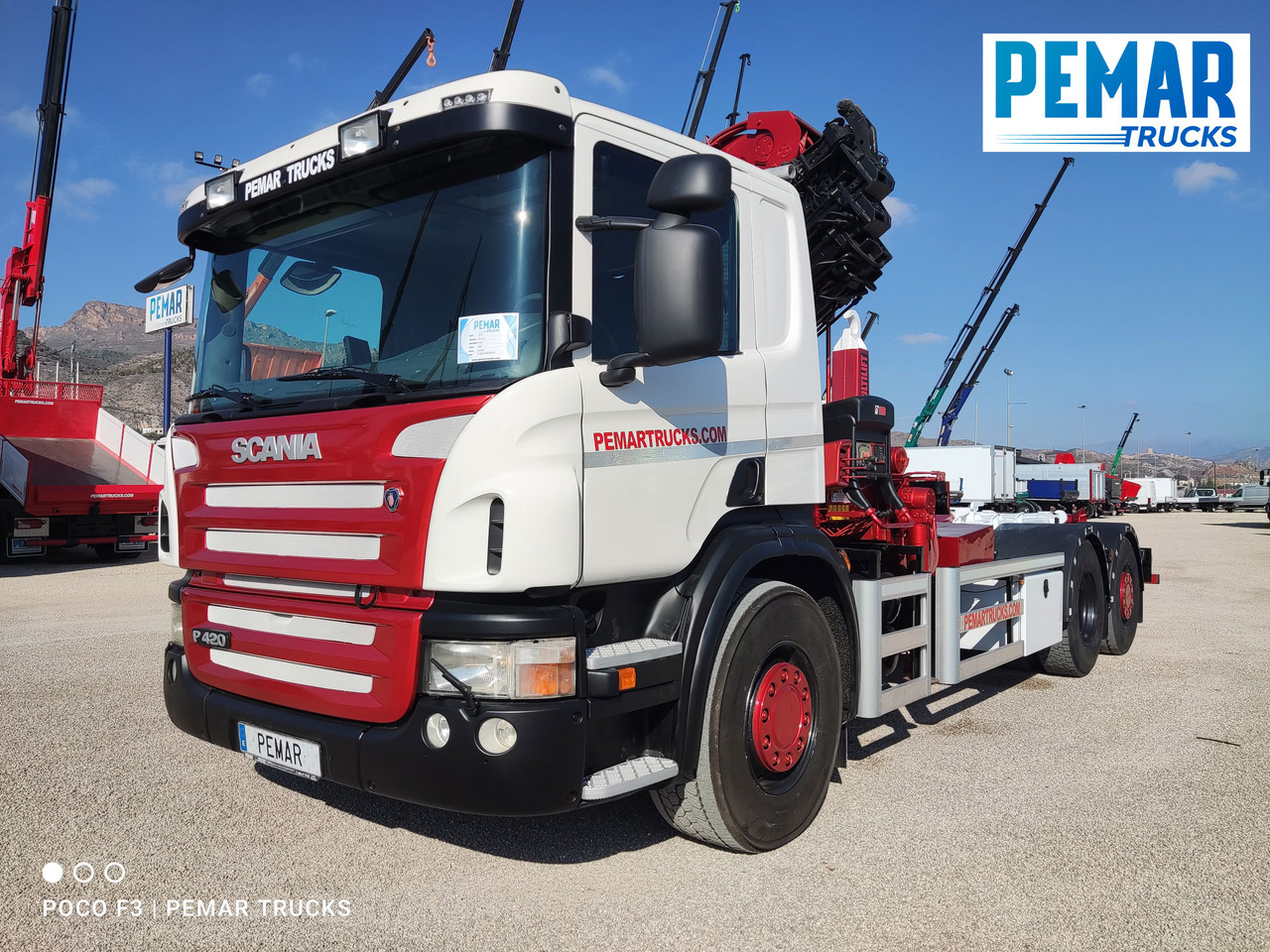 SCANIA P 420 GRUA GANCHO MULTILIFT 6X2 - Camion con gru: foto 2 SCANIA P 420 GRUA GANCHO MULTILIFT 6X2 - Camion con gru: foto 2