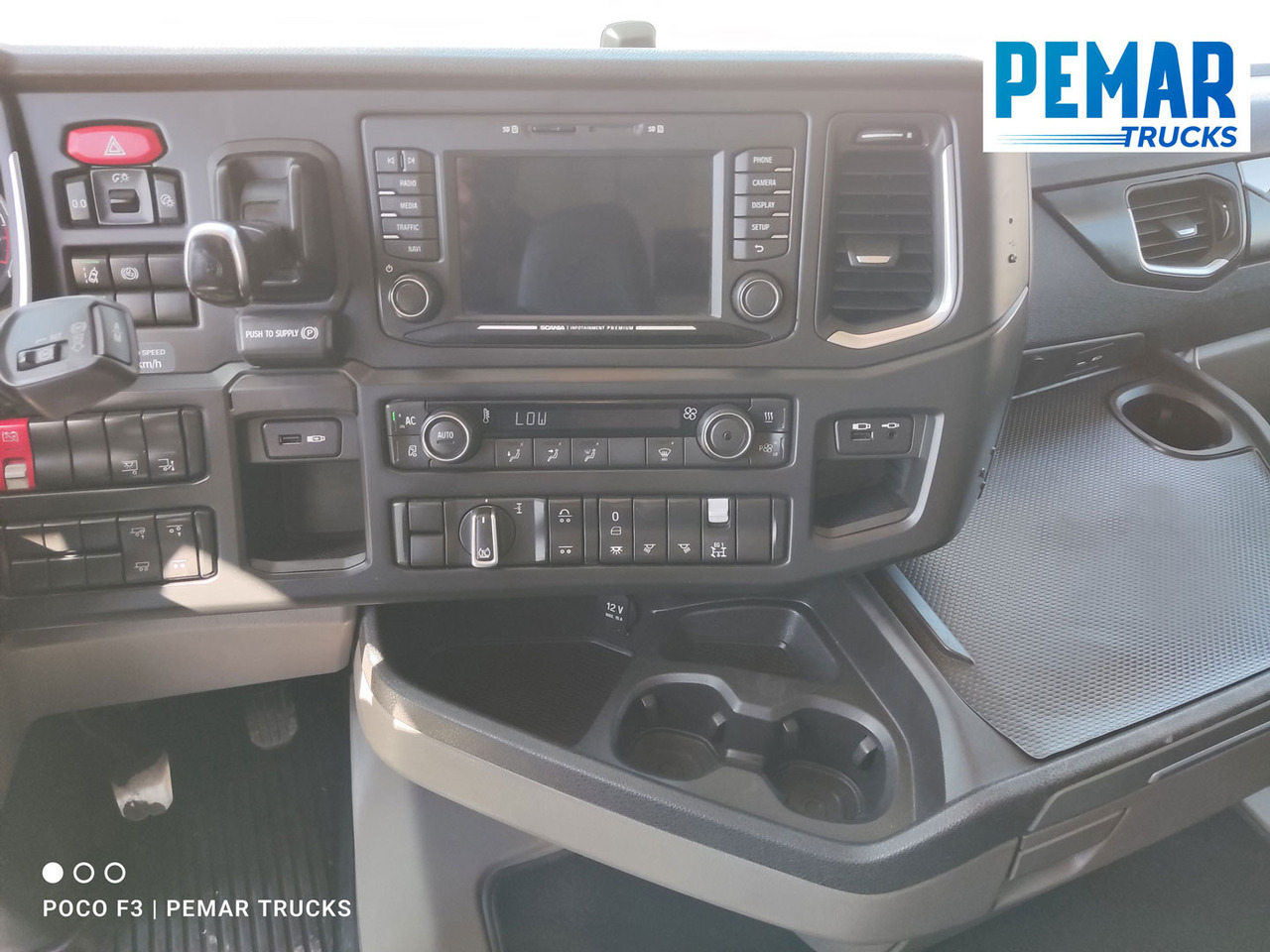 Camion con gru SCANIA R 520 6X2 GRUA CAJA FIJA: foto 29 Camion con gru SCANIA R 520 6X2 GRUA CAJA FIJA: foto 29